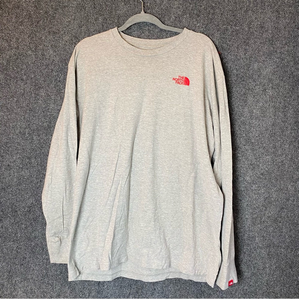 The North Face XL Men's Gray Long Sleeve Shirt